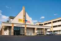 Lainnya Super 8 by Wyndham Alexandria/Washington D.C. Area