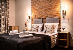 Others 6 Wine Apartments