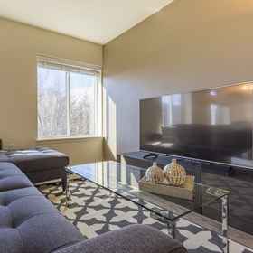 Primary image1艾利歐特灣景套房之家飯店,金郡公寓