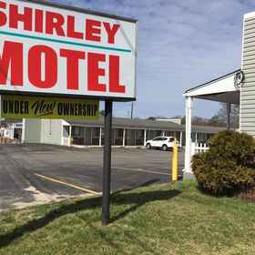 Primary image 1 Shirley Motel, Hotel Suffolk County