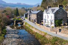 Khác Plas Tan y Graig