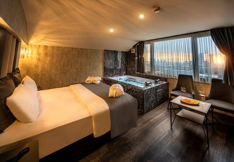 Others Golden Dream Otel