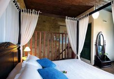 อื่นๆ 5 Villa Sofas