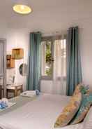 Room Paxos Blue