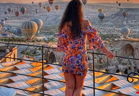 Lainnya Takaev Cave House