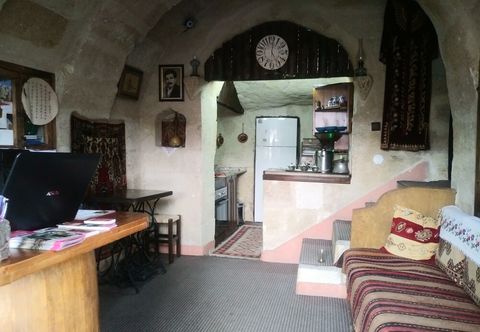 Lain-lain Naturels Cave House