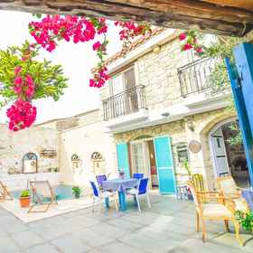 Primary image 1 Alacati Asmalı Konak Otel, Hotel İzmir