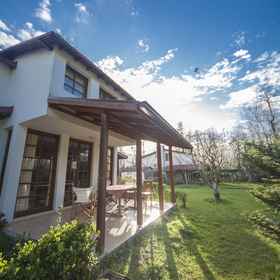 Primary image1Beta Home Lake House，萨卡里亚大学飯店