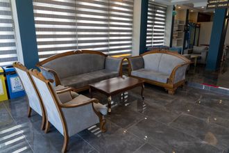 기타 4 Otel Eroglu