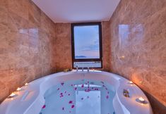 อื่นๆ 4 Gardenia Hotel - Adults Only