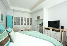 Others 4 Sandton Skye Unit 702