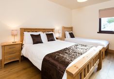 Others 6 Scottish Highland Lodge