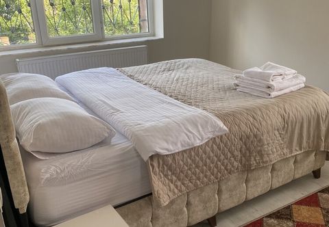 Lain-lain Family Cave Suites Hotel