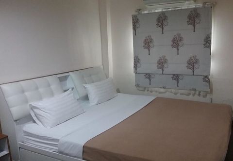 Lain-lain White House Asoke Sukhumvit 18