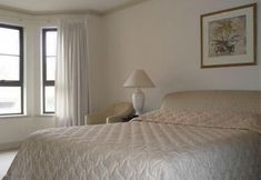 Others 4 City Escape 2BD in Adelaides East End 2