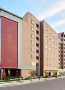 Imej utama Hampton Inn & Suites by Hilton Quebec City /Saint-Romuald