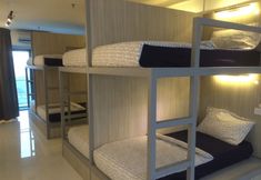 Others 2 Summer Suites Express by Subhome - Hostel