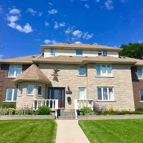 Primary image 1 Butterfly Manor Bed & Breakfast, Niagara College Niagara-on-the-Lake Campus Hotels