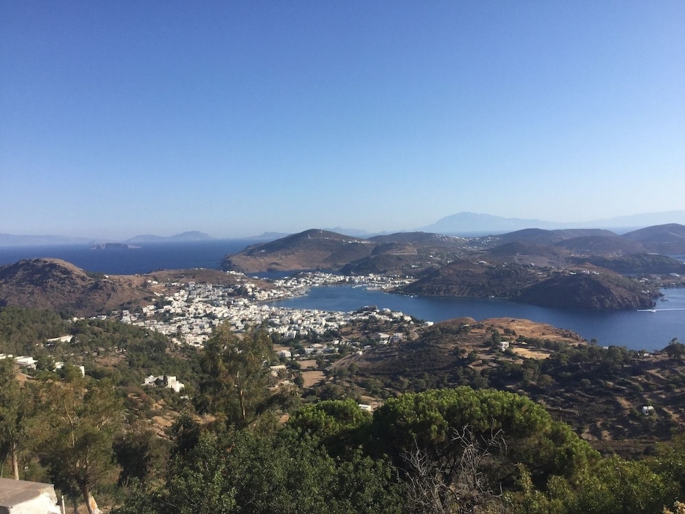 Others 3 Swallows Of Patmos