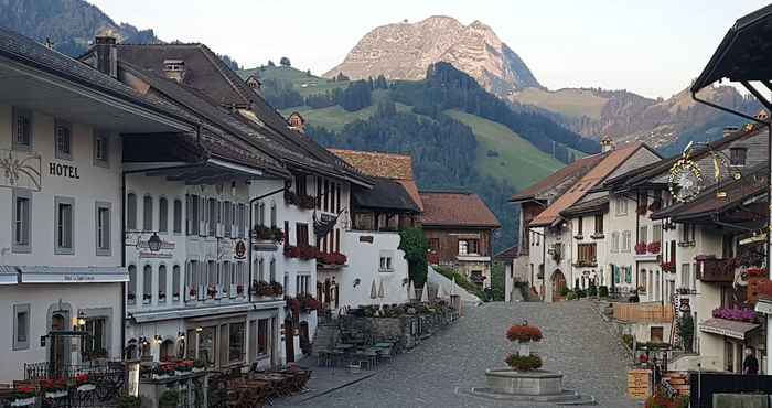 Others Au Soleil de Gruyères Chez Chantal