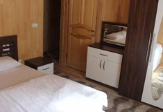 Others 4 Beyti Apart