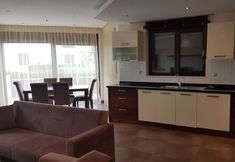 その他 7 Cristal Villalar