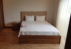 その他 3 Cristal Villalar