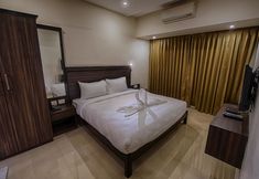 기타 5 SinQ Suites