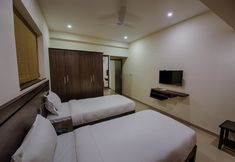 기타 6 SinQ Suites