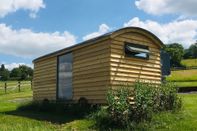 Others Slades Farm Glamping