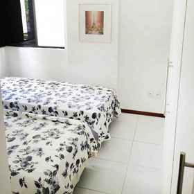 Primary image1全新 2 房公寓,離海灘 250 公尺,帕朱萨拉海滩飯店