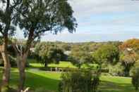 Others Joondalup Golf Retreat