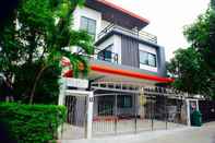 Lainnya 4 Bedroom House at Skytrain