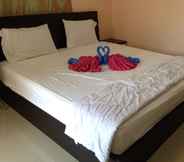 Others 3 Soi44 Rama2 Room for Rent