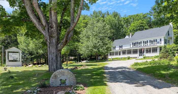 Others Inn On Golden Pond