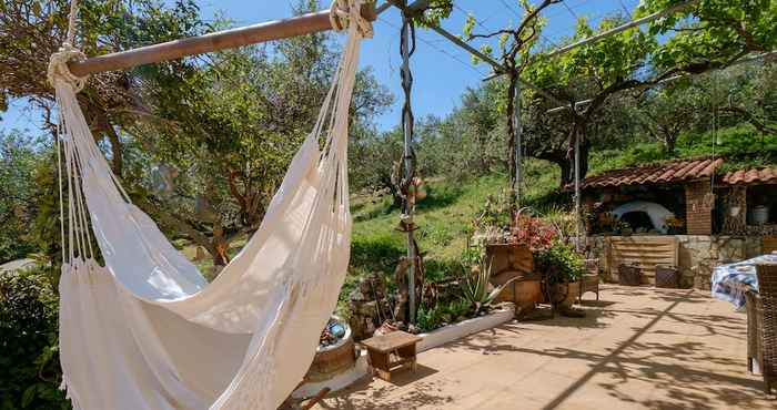 Others Traditional Cretan Family Home