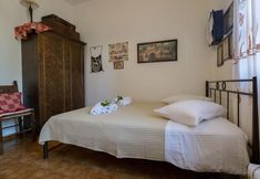 Others 3 Traditional Cretan Family Home