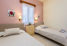 Others 6 Gorgeous Villa With Pool & Gardens