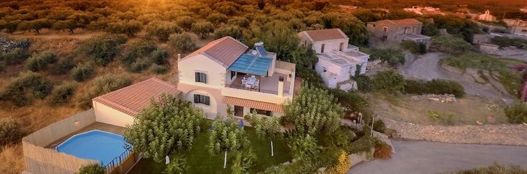 Others Traditional Ioannis Cottage...luxurious & Rustic With Ecological Heated Pool !!!