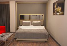 其他 5 216 Eagle Palace Suite