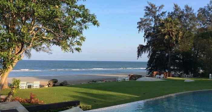 Lain-lain Away Baan Nub Kluen Beachfront at HuaHin