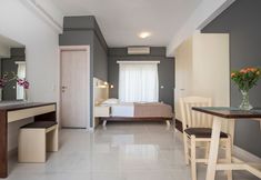 Others 3 Esplanade Apartments