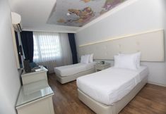 Lain-lain 7 Etap Mola Hotel