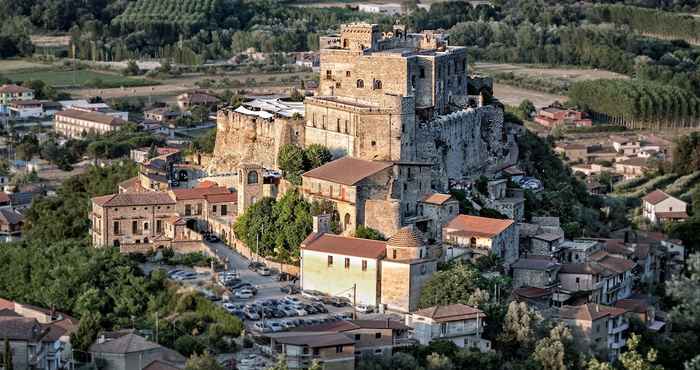 Khác Castello di Limatola