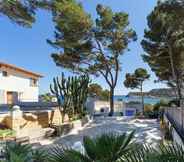 Others 7 Mallorca front line property sea access