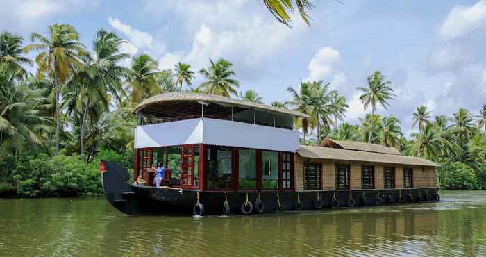 อื่นๆ Sreekrishna Houseboats