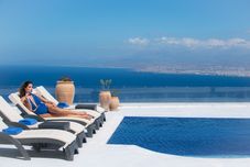 기타 Villa Santorini, Wine Dark Sea Villas