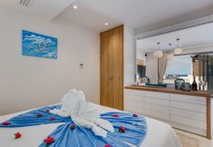 อื่นๆ 6 Angels Suites