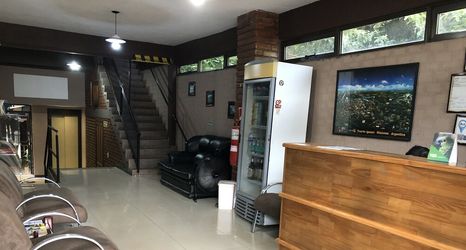 Others 2 La Familia Hotel