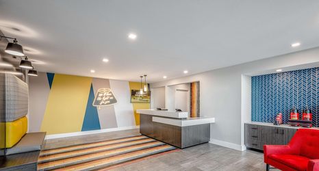 기타 2 Motel 6 Euless, TX - Dallas